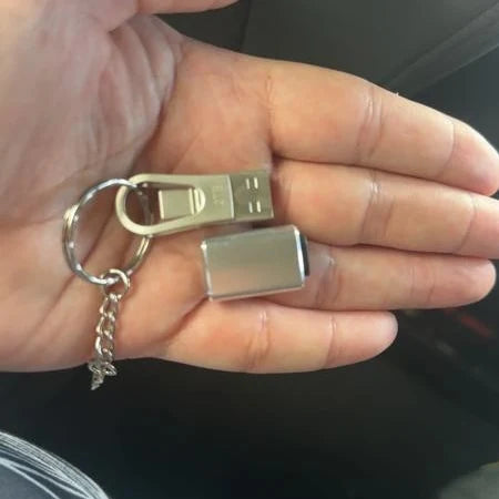 Pendrive 3 em 1 USB e Type-C com adaptador Lightning