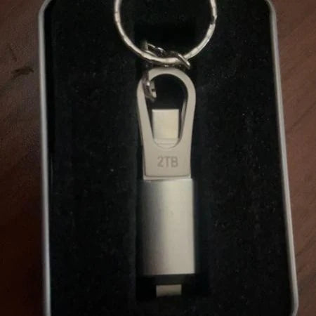 Pendrive 3 em 1 USB e Type-C com adaptador Lightning